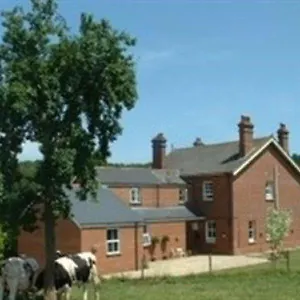 https://mill-farm-exeter.exeterhotels.net